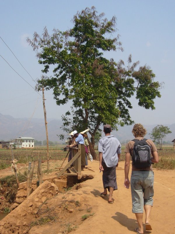 Travel - Myanmar - Inle Lake - Second Boat Trip - Walk to the Market
